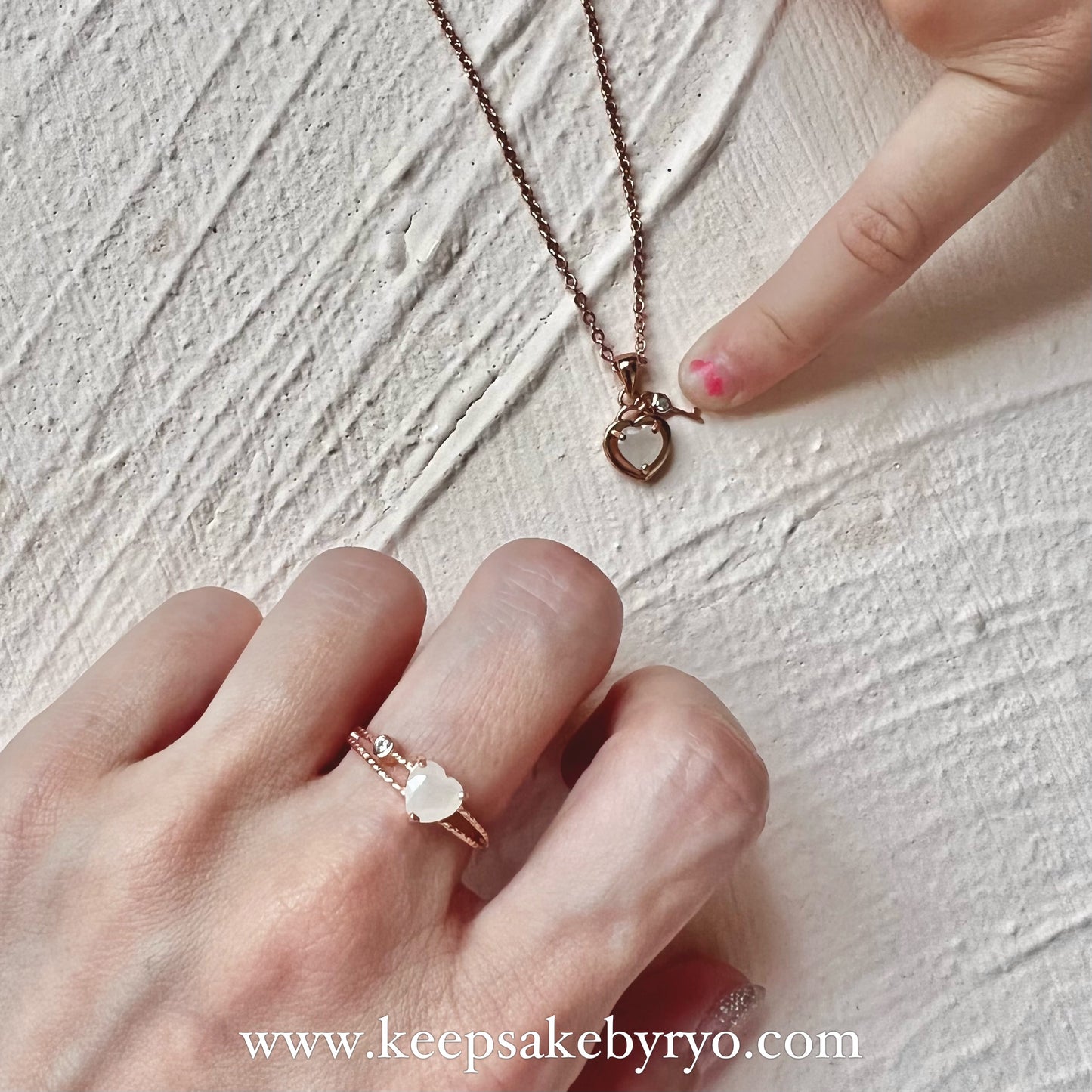 SOLITAIRE: GIANA RING WITH HEART SHAPED INCLUSION STONE