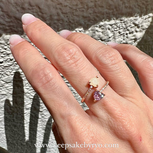SOLITAIRE: HART RING WITH HEART SHAPED STONE