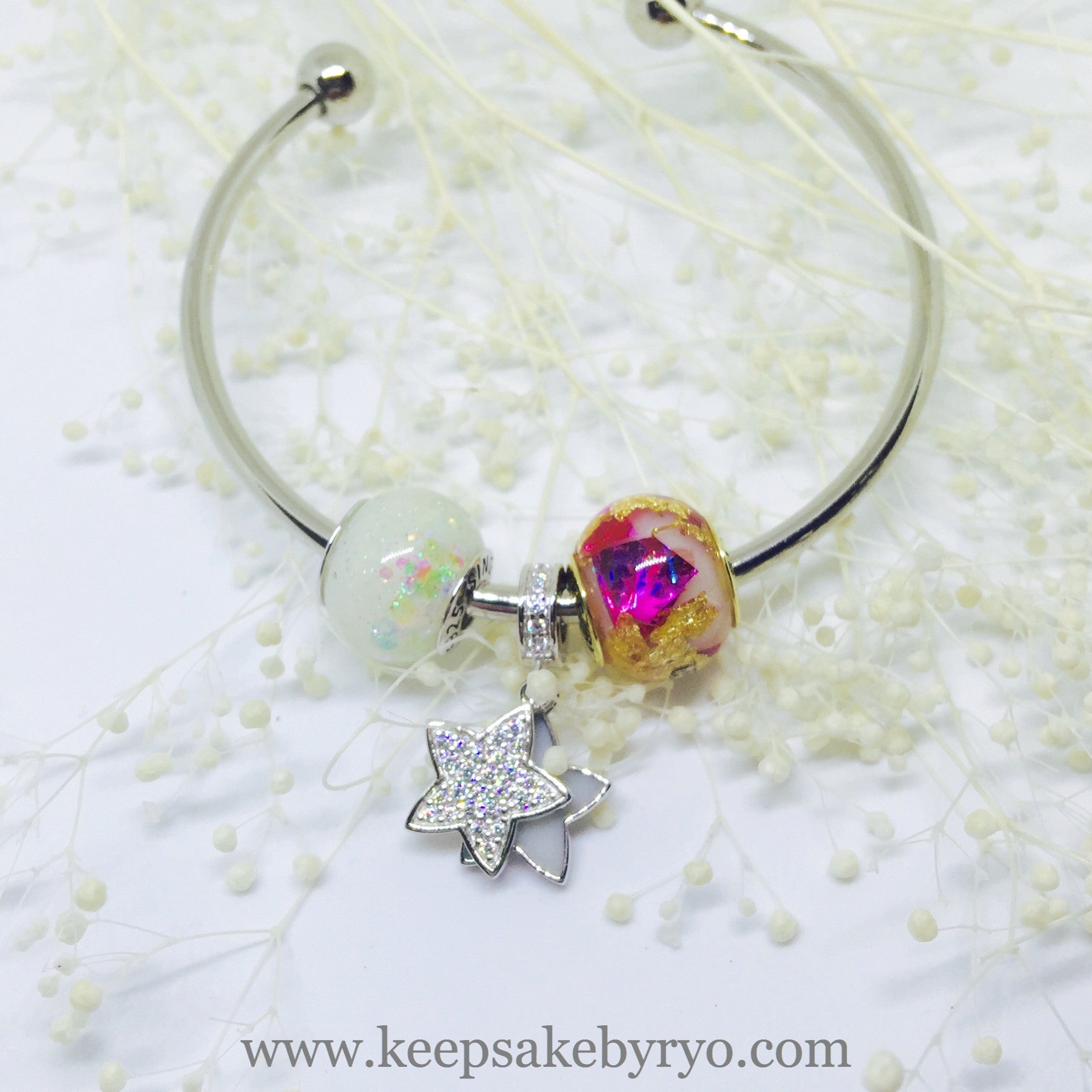 ASHES SPARKLING STAR DANGLING CHARM