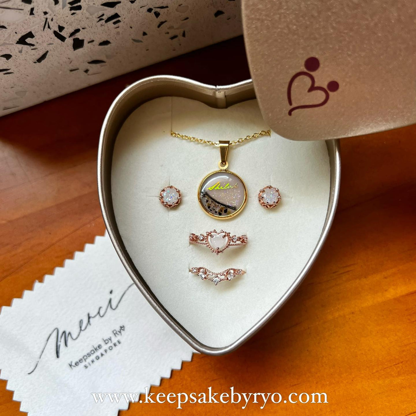 Keepsake by Ryo Breastmilk, Ashes & Cremation Jewellery in Singapore