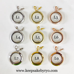 FAMILY OF HEARTS GLASS LOCKET