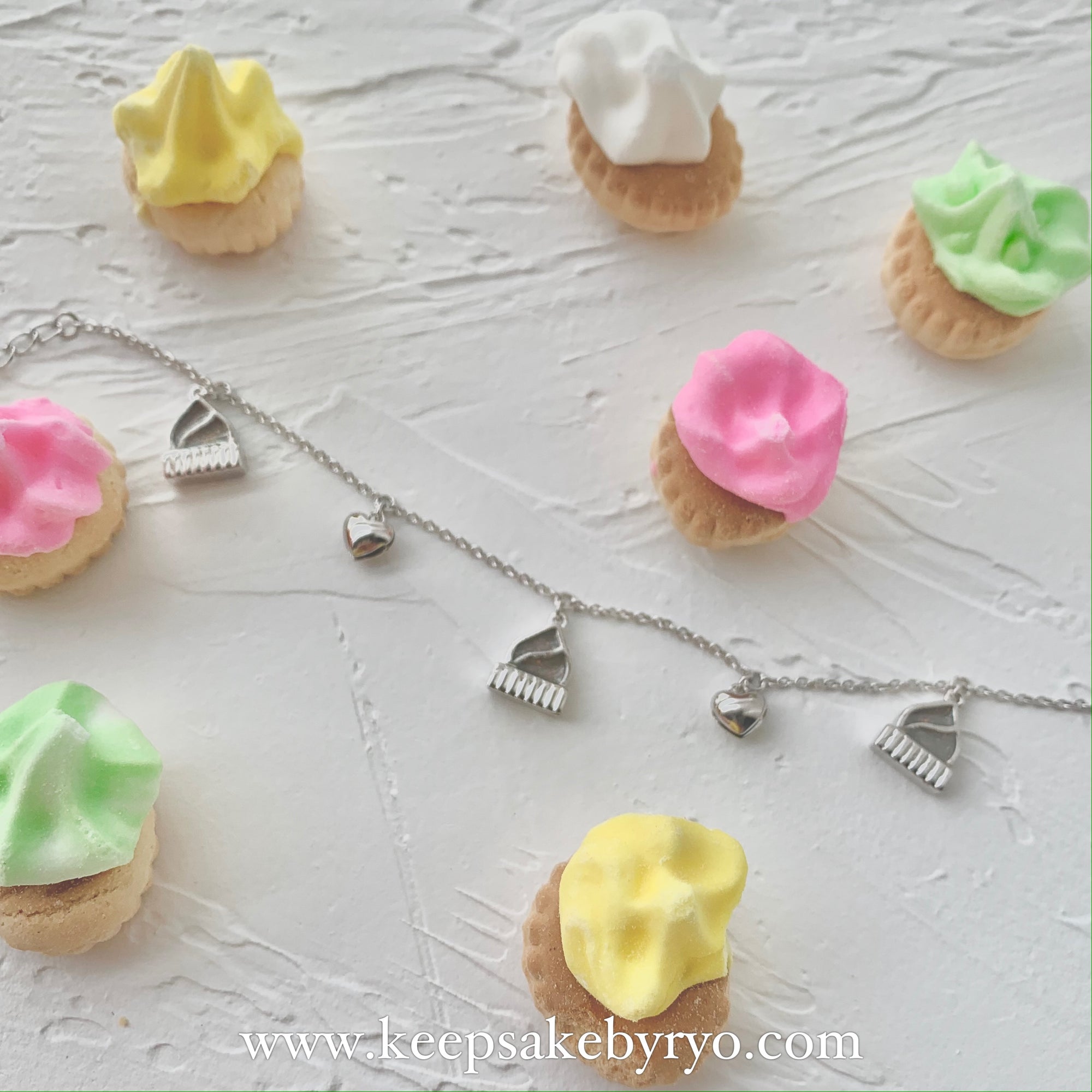 ICED GEM BISCUITS WITH HEART SHAPED BELLS