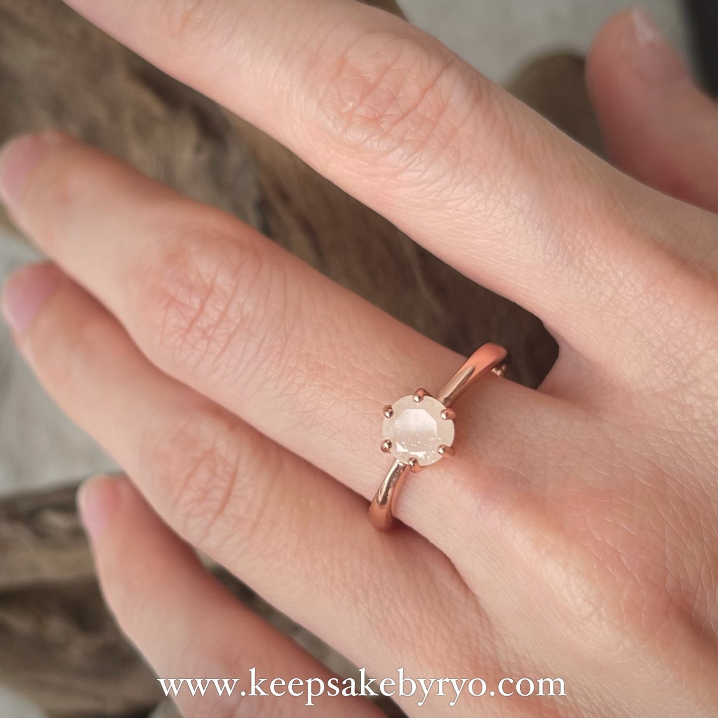 SOLITAIRE: 6MM CLASSIC SOLITAIRE RING