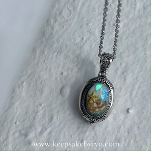 SEASCAPE ANDI OVAL LOCKET NECKLACE