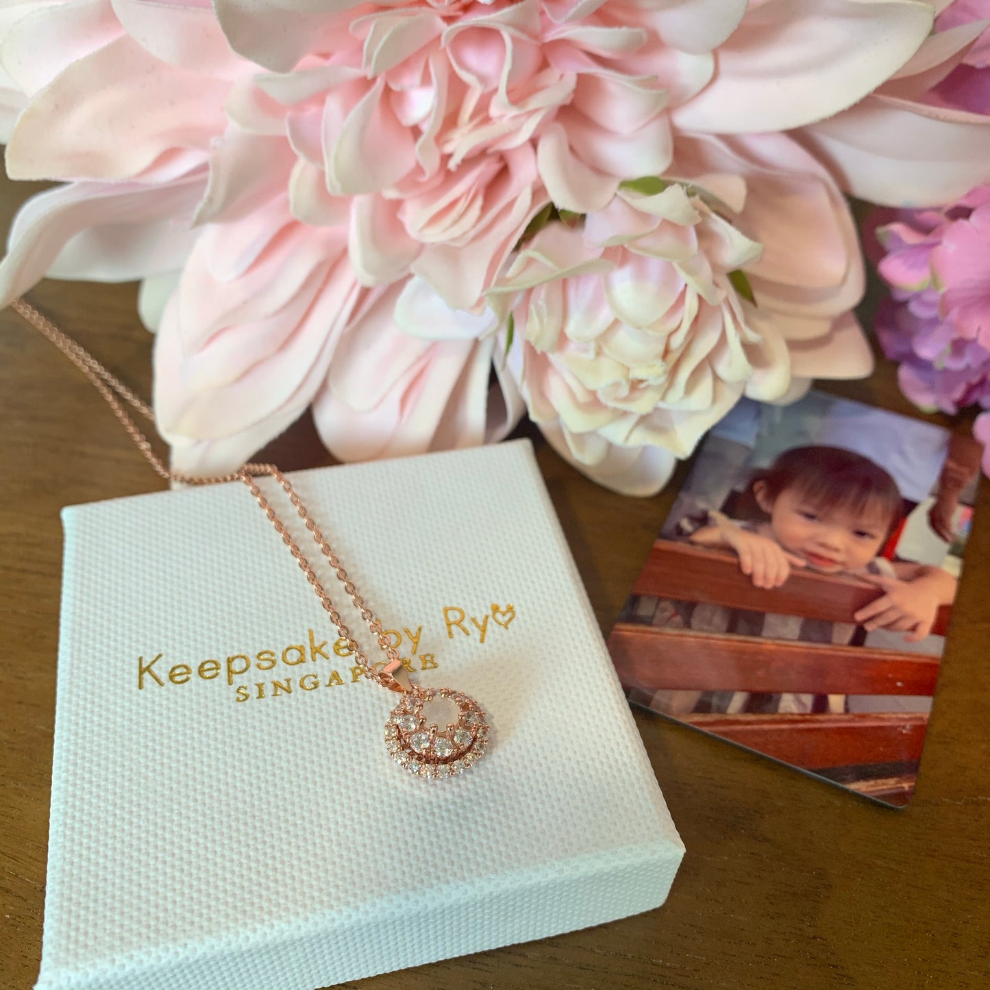 SOLITAIRE: WHEEL OF FORTUNE SPINNING NECKLACE WITH ROUND INCLUSION STONE