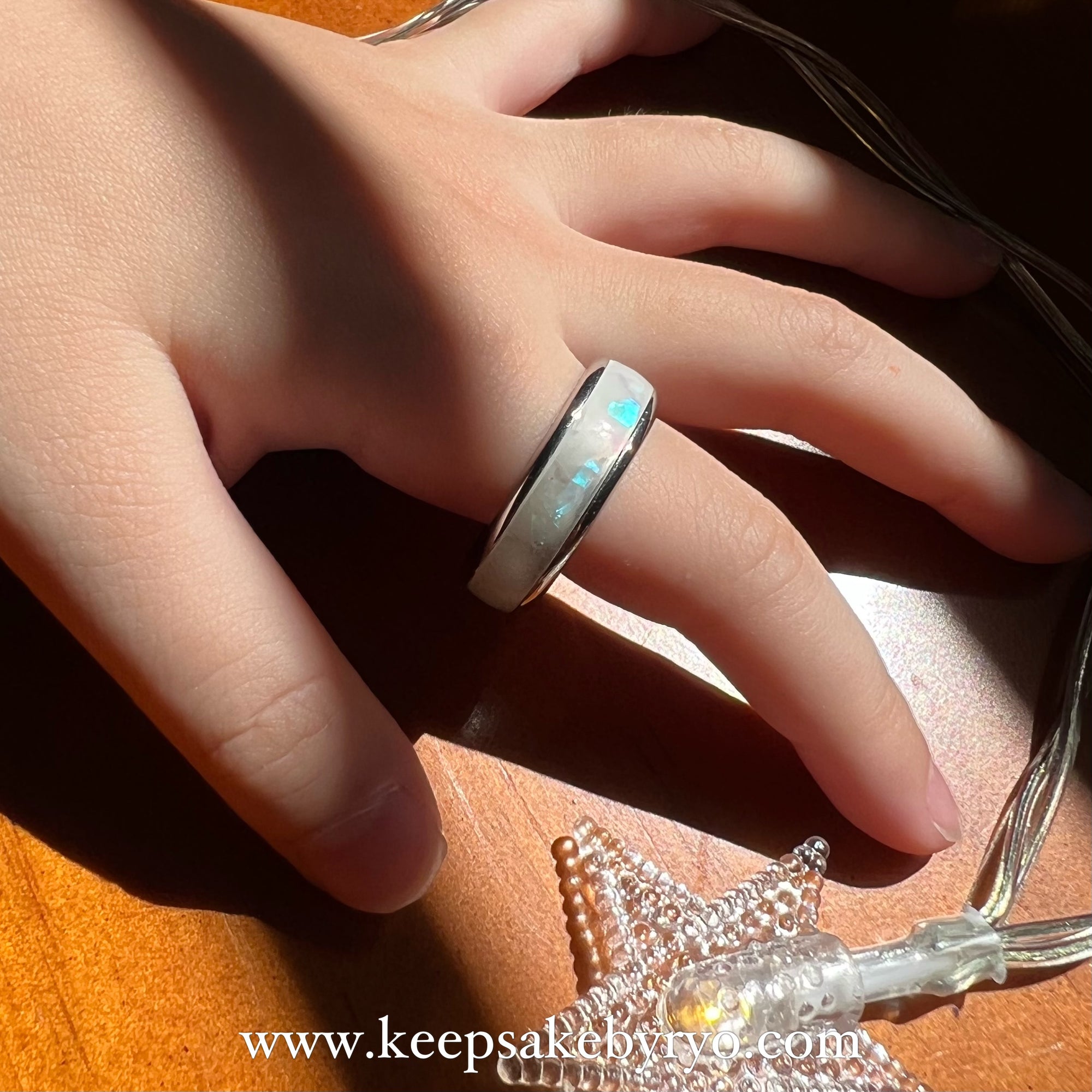 INLAY RING WITH BREASTMILK INCLUSION