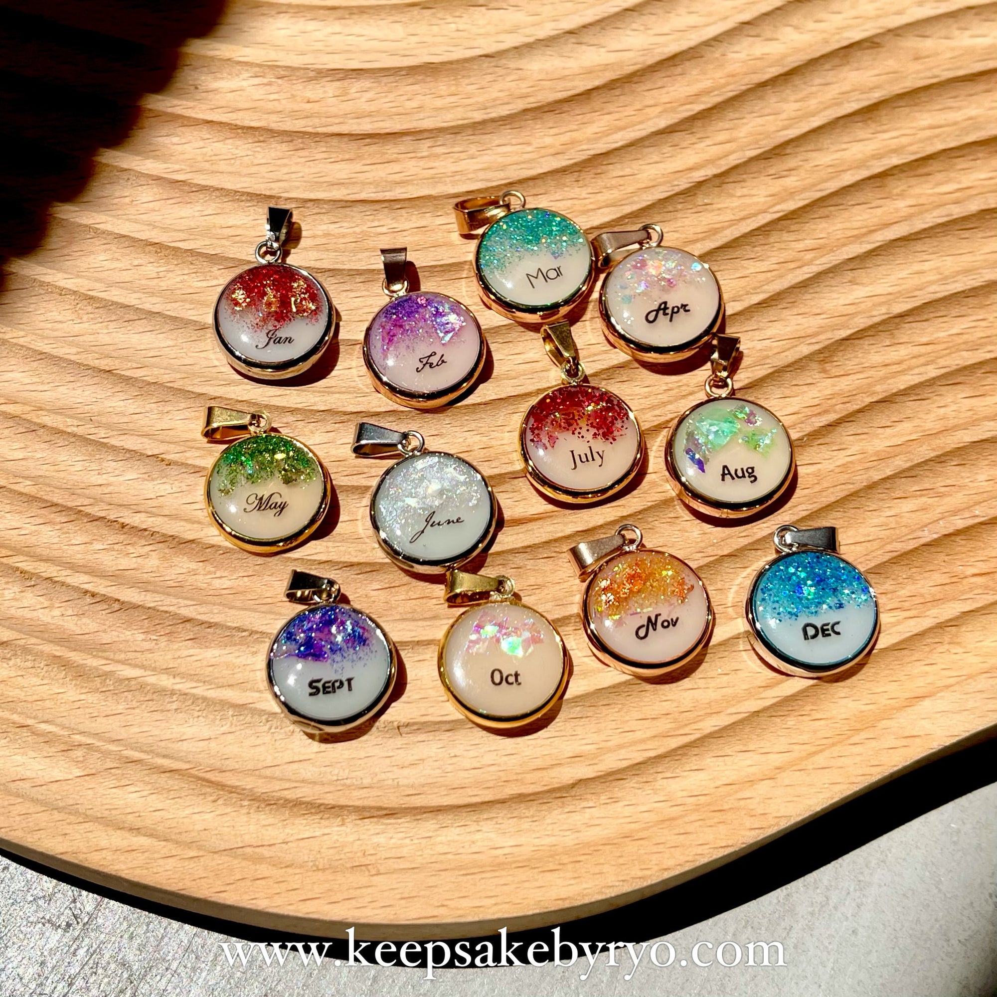 15MM CLASSIC ROUND BREASTMILK PENDANT NECKLACE IN BIRTHSTONE COLOURS