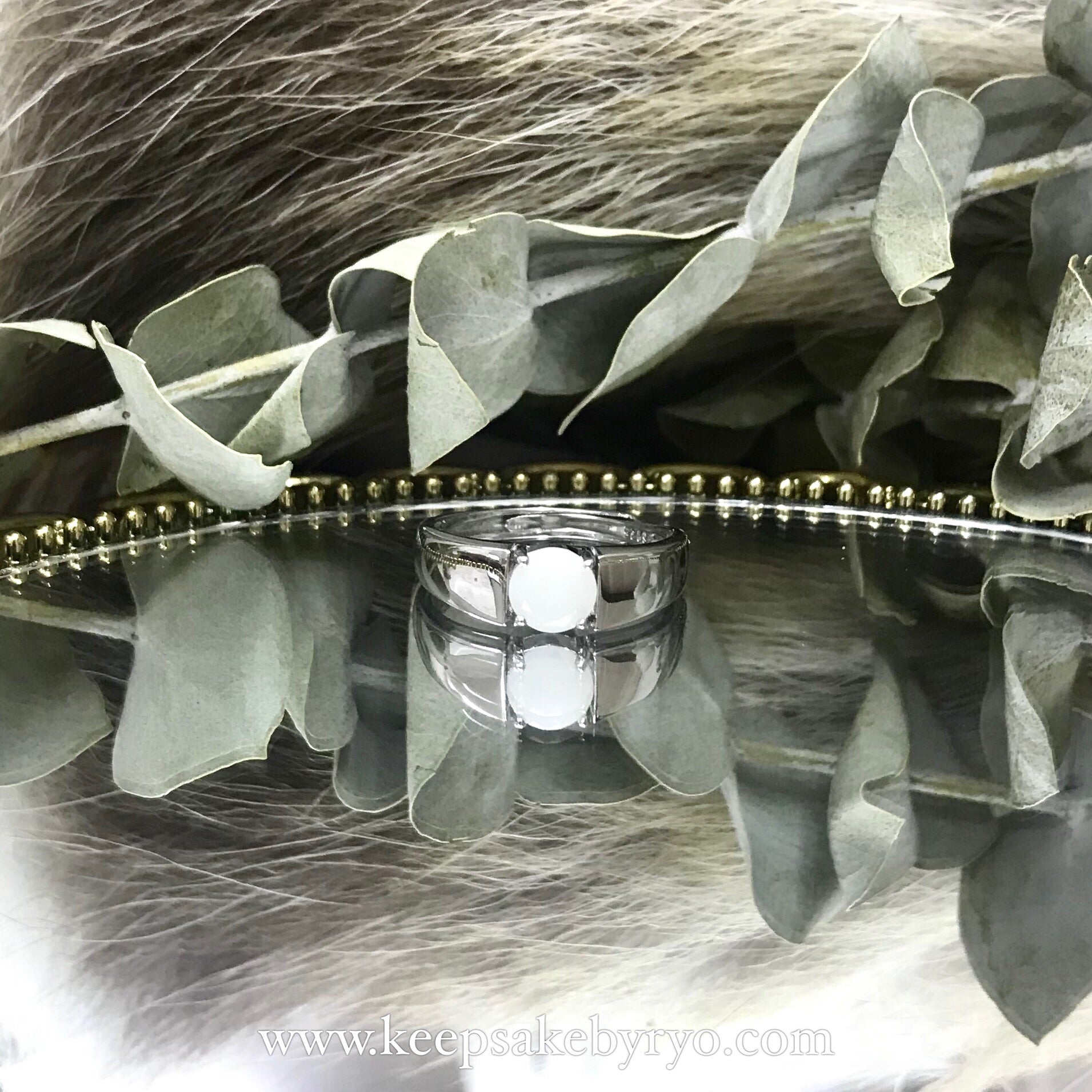 SOLITAIRE: WIDE BAND RING WITH BREASTMILK STONE