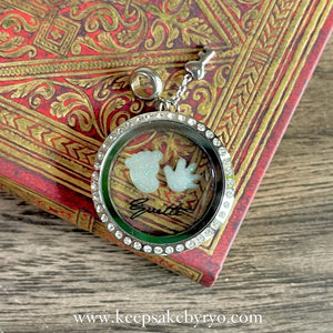 BABY FOOT AND PALM GLASS LOCKET