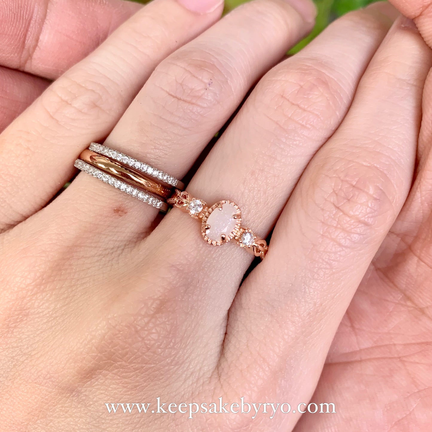 SOLITAIRE: CHLOE RING WITH OVAL INCLUSION STONE