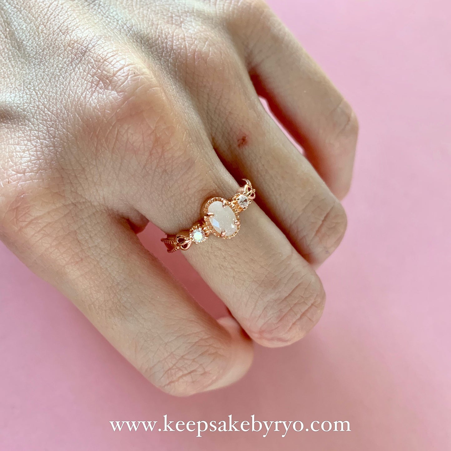 SOLITAIRE: CHLOE RING WITH OVAL INCLUSION STONE